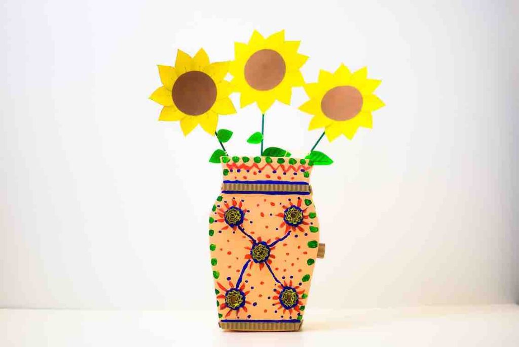 How to make paper mache flower vase